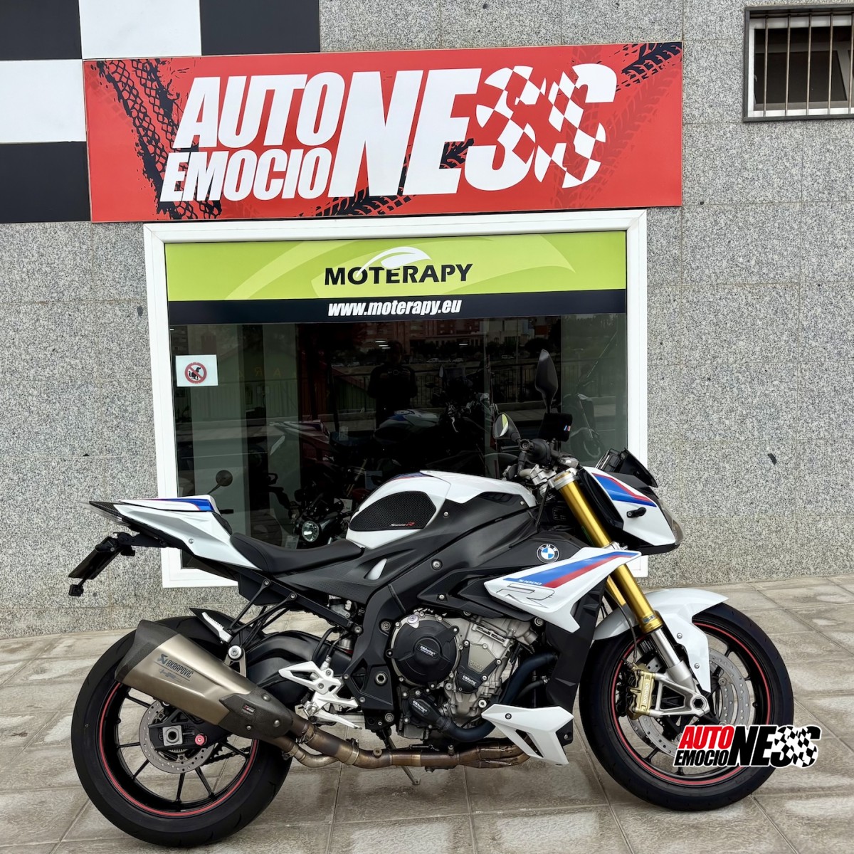 BMW, S 1000 R TRICOLOR
