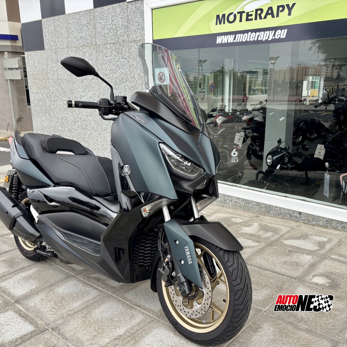 YAMAHA, N-MAX 300 TECH MAX