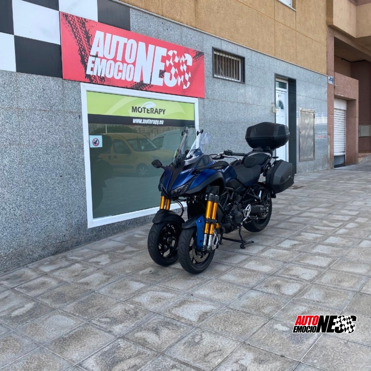 YAMAHA, NIKEN GT