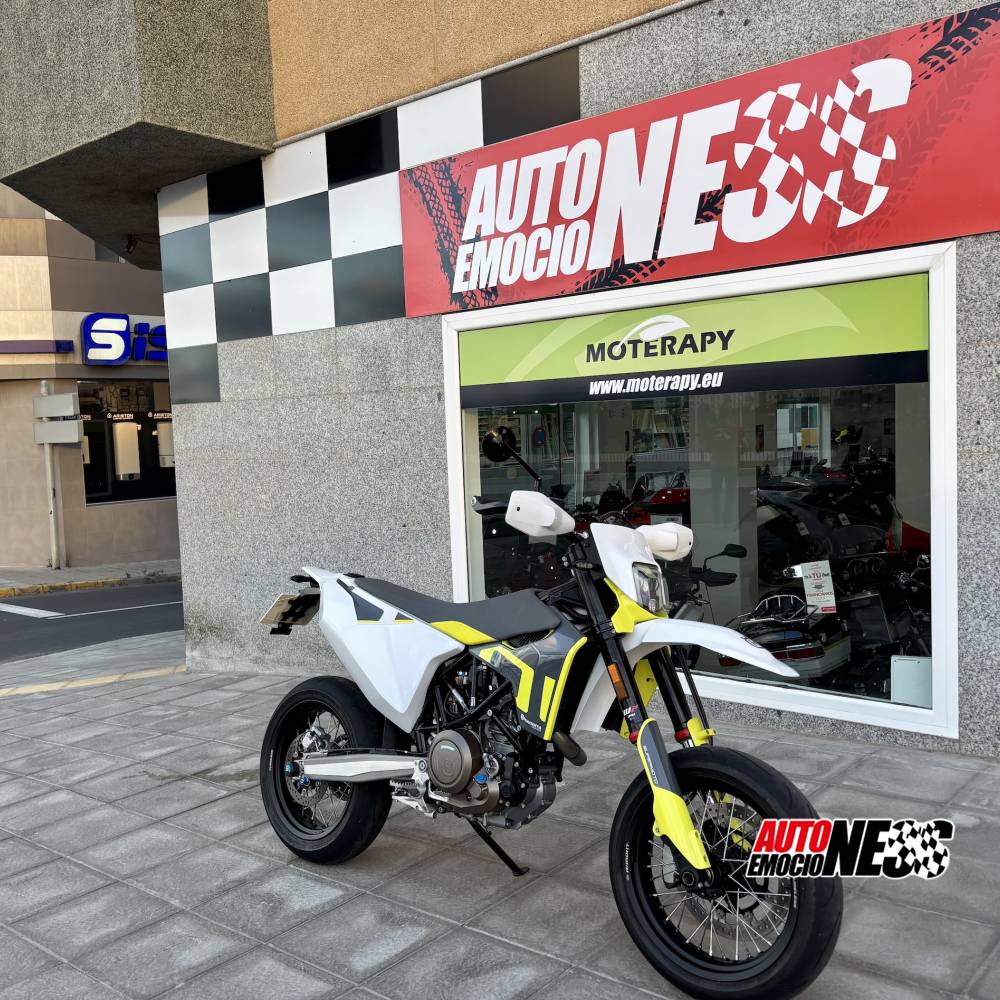 HUSQVARNA, 701 SUPERMOTO