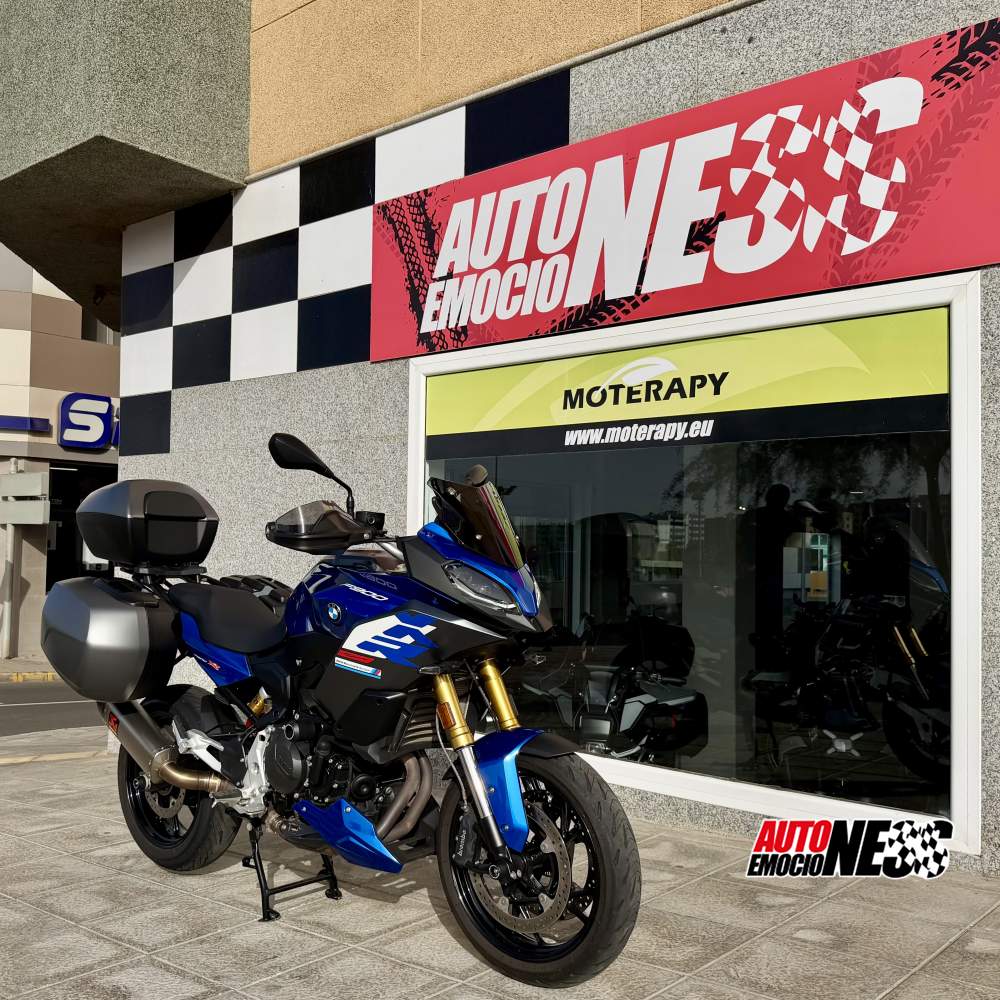BMW, F 900 XR AKRAPOVIC SPORT